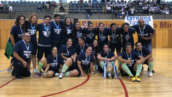CD Juventude São Pedro vence Supertaça AFBRAGA Futsal | Seniores Femininos